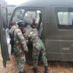 Dukung Tugas Operasional, Staf Log Kodim 1621/TTS Lakukan Pengecekan Kendaraan Secara Rutin