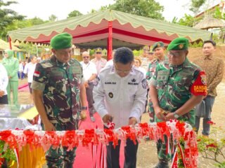 TMMD Kodim 1618/TTU Hadirkan Harapan Baru, Danrem 161/WS Resmikan 4 Ruang Kelas SMAN Bikomi Nilulat