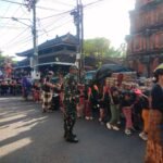 Pawai Ogoh-Ogoh Tingkat TK Dikawal Babinsa, Dandim Klungkung Tegaskan Wujud Nyata Pelayanan Babinsa Dalam Pelestarian Tradisi