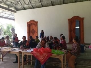 Dukung Pencegahan Stunting, Babinsa Yangapi Dampingi Posyandu di Sukajiwa