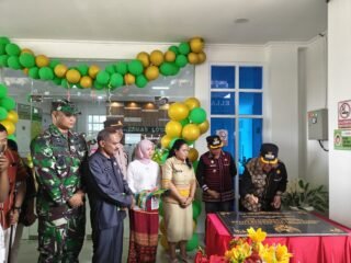 Ratusan Warga Sambut Forkopimda di Lotas, Dandim 1621/TTS Tegaskan Komitmen TNI Dukung Kesejahteraan Rakyat