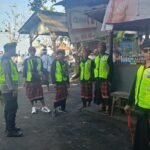 Babinsa Bajera Utara Kawal Upacara Melasti di Pantai Soka, 300 Warga Ikuti Prosesi Suci Jelang Nyepi