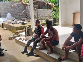 Babinsa Desa Susut dan Bhabinkamtibmas Laksanakan Anjangsana serta Pemantauan Kamtibmas Jelang Hari Raya Nyepi