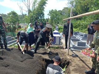 Bentuk Penghargaan Atas Pengabdian, Dandim 1310/Bitung Pimpin Upacara Persemayaman dan Pemakaman Anggota Kodim 1310/Bitung dengan Penuh Khidmat