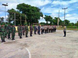 Babinsa Koramil 1612-02/Reok Siagakan Personel Demi Keamanan Takbir Keliling dan Idul Fitri