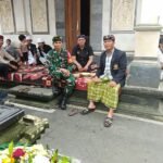 Babinsa Hadiri Undangan Pernikahan Warga, Pererat Silaturahmi di Desa Belantih