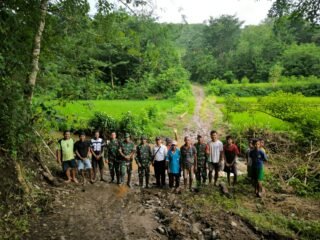 Kasdim 1612/Manggarai dan Koramil Reo Cek Lokasi Jembatan untuk Permudah Akses Warga