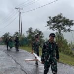 Satgas Swasembada Yonif 751/VJS Sambut Paskah dengan Hias Gereja di Sekitar Pos Kotis Oksibil: Sederhana, Namun Penuh Makna