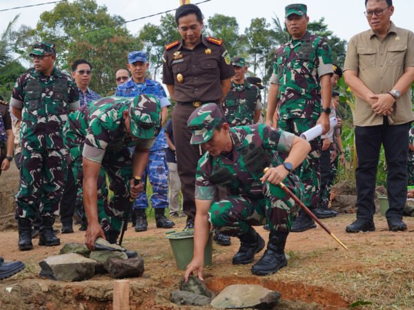 Mulai Pembangunan Jembatan Beton Tahap IV Secara Serentak; Pangdam II/Swj ingatkan Waktu dan Standar kualitas Jembatan