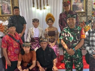 Melalui Resepsi Pernikahan Warga, Babinsa Landih Perkuat Silaturahmi dan Keamanan Wilayah