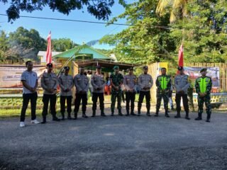 Personel Koramil 1612-04/Elar Pastikan Ibadah Pembukaan Pekan Suci di Sambi Rampas Berjalan Kondusif