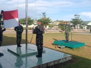 Memupuk Rasa Cinta Tanah Air, Kodim 0428/Mukomuko Melaksanakan Upacara Pengibaran Bendera Mingguan.