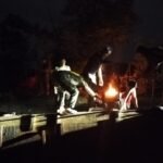 Siang Terik, Malam Berpijar di Lokasi TMMD