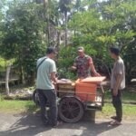 Babinsa Darul Hikmah Komsos dengan Pedagang Ikan Bahas Kenaikan Harga Selama Ramadan