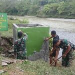 Kebersamaan Satgas TMMD Hidupkan Nilai Tradisi Desa