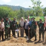 Dari Lubang Tanah Tumbuh Semangat Kebersamaan TMMD