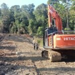 Alat Berat Jadi “Pahlawan Besi” di TMMD Ke-127 Kodim 0116/Nagan Raya