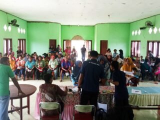 Koramil 1707-02/Merauke Pastikan Penyaluran BLT untuk 144 KK Berjalan Lancar