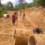 Jalan Desa Dibangun, Harapan Warga Ikut Mengalir