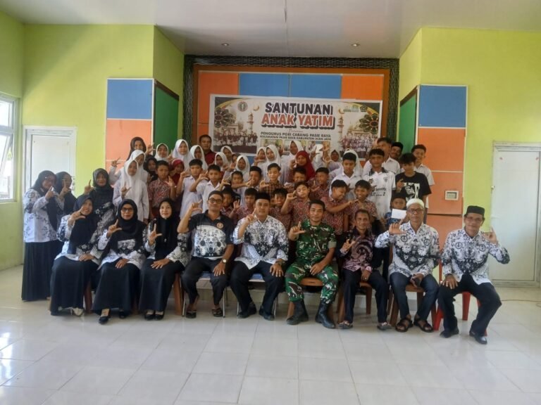 Danposramil Pasie Raya Hadiri Kegiatan Santunan Anak Yatim di SDN 2 Pasie Raya