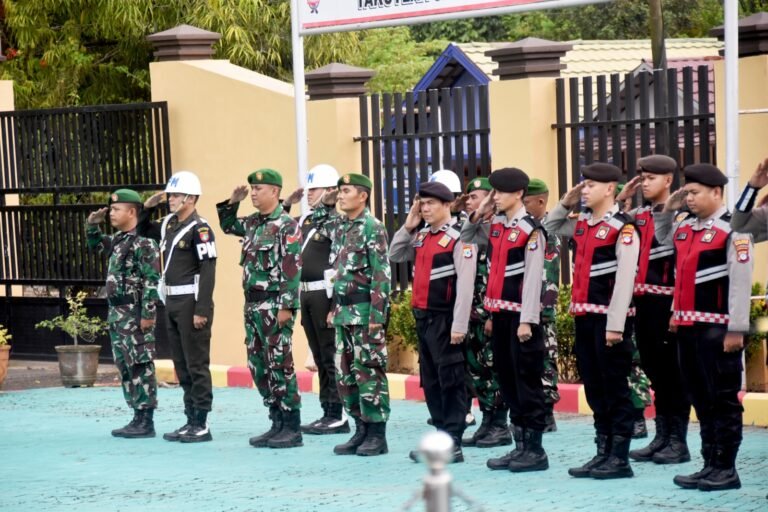 Tunjukan Komitmenya, Kodim 1003/HSS Kerahkan Babinsa, Perkuat Sinergi TNI-Polri di Operasi Ketupat 2026