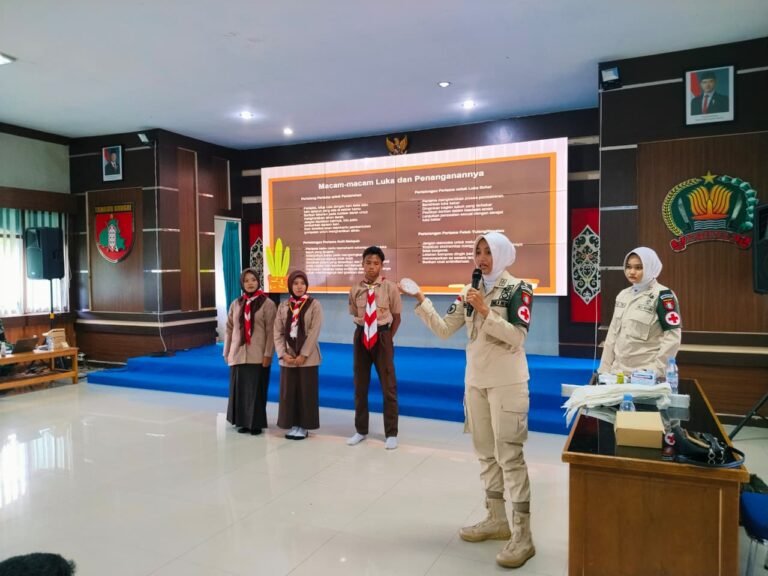 Pelajar Antusias Ikuti Pembinaan Korp Kadet Republik Indonesia