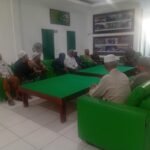 Dandim 0114/Aceh Jaya Serahkan Bingkisan Lebaran kepada Geuchik di Krueng Sabee