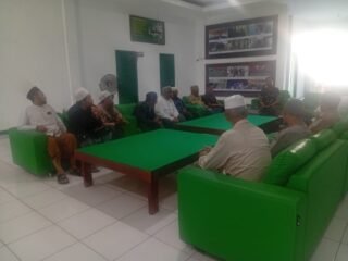 Dandim 0114/Aceh Jaya Serahkan Bingkisan Lebaran kepada Tomas, Toga,Todat dan Eks Kombatan di wilayah Teritorial Kodim 0114/Aceh Jaya