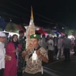 Pawai Tanglong Meriahkan Ramadan, Koramil Lampihong Turut Amankan Kegiatan