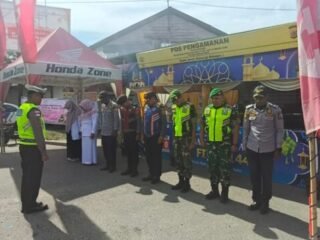 Sinergi TNI-Polri, Personel Jajaran Korem 012/TU Jaga Kelancaran Lalu Lintas Lebaran