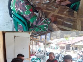 ‎Momentum Lebaran, Babinsa Woyla Barat Pererat Silaturahmi Bersama Pemuda Desa