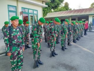 Prajurit Kodim 0105/Abar Teguhkan Semangat Patriotisme Lewat Upacara Bendera