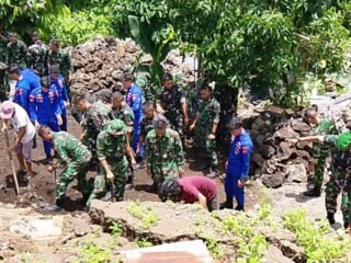 Aksi Sigap Gerak Cepat Bantu Warga, Kodim 1310/Bitung Beri Pertolongan Korban Bencana Gempa