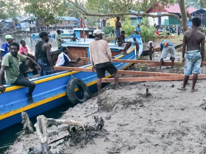 
					Material TMMD 128 Mulai Didrop, Harapan Baru untuk Kampung Keakwa