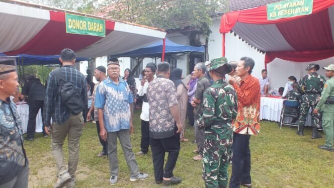 
					Kehadiran Satgas TMMD Ke-128 Disambut Hangat, Semangat Gotong Royong Warga Sungai Hijau Menguat