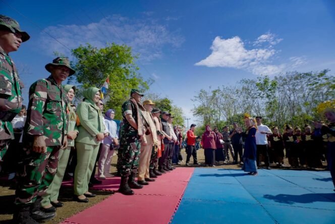 
					Tarian Tradisional Sambut Meriah Pembukaan TMMD Ke-128 Kodim 0405/Lahat
