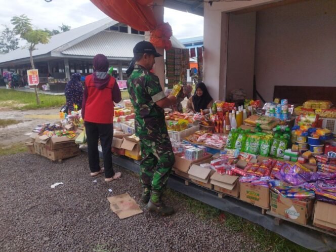 
					Pantau Harga Sembako, Serma Kamaruddin Cek Pasar Sentral Baranti