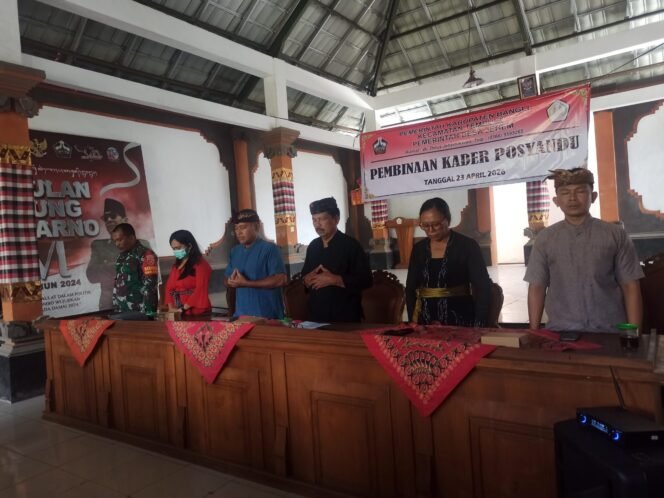 
					Babinsa Jehem Hadiri Pembinaan Kader Posyandu, Tingkatkan Pelayanan Kesehatan Desa.