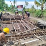 Kodim 1005 Dorong Konektivitas Desa Melalui Pembangunan Jembatan Garuda