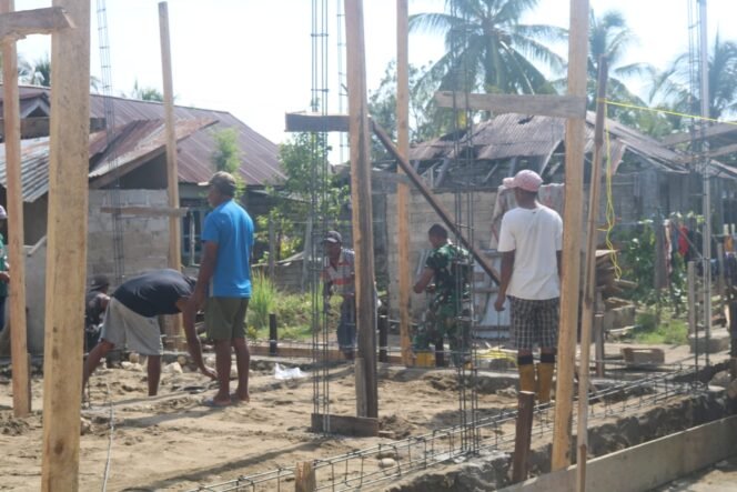 
					Wujudkan Kesejahteraan dan Mimpi Warga Kurang Mampu, Satgas TMMD Bangun Rumah Tidak Layak Huni