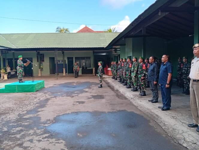 
Kodim 1619/Tabanan menggelar upacara bendera