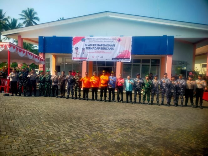 
					Antisipasi Dampak Musim Kemarau/El Nino, Kodim 1310/Bitung bersama Aparat Terkait di Minahasa Utara Gelar Apel Geladi Kesiapsiagaan Bencana