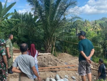 Dandim 0408/BS  Tinjau  Pembangunan Jembatan Gantung Perintis Garuda  Berjalan Sesuai Rencana