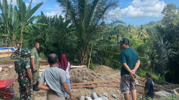 Dandim 0408/BS Tinjau Pembangunan Jembatan Gantung Perintis Garuda Berjalan Sesuai Rencana