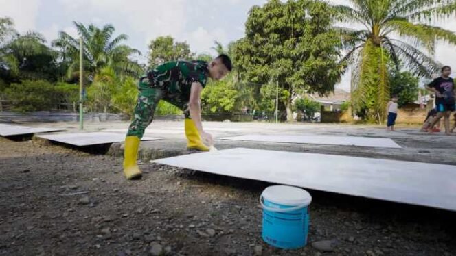 
					Dari Persiapan Menuju Harapan, Renovasi TK TMMD ke-128 Dimulai di Lubuk Tampang