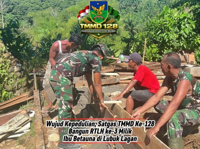 
					Satgas TMMD Ke-128 Kodim 0425/Seluma Kerjakan RTLH ke-3 Milik Ibu Betauna di Desa Lubuk Lagan