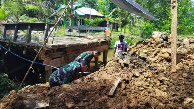 
					Gotong Royong di Lapangan, Pondasi Jembatan Garuda Mulai Terbentuk