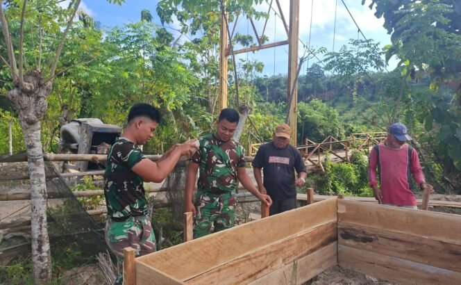 
					Satgas Jembatan Gantung Perintis Garuda Koramil 408-03/KT  kebut Pembangunan Jembatan Gantung