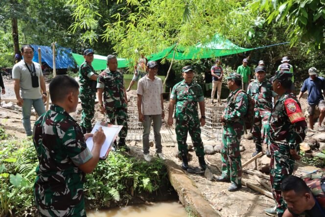 
					Tim Itdam IX/Udayana Turun Langsung Tinjau KDKMP dan Proyek Jembatan di Sumbawa